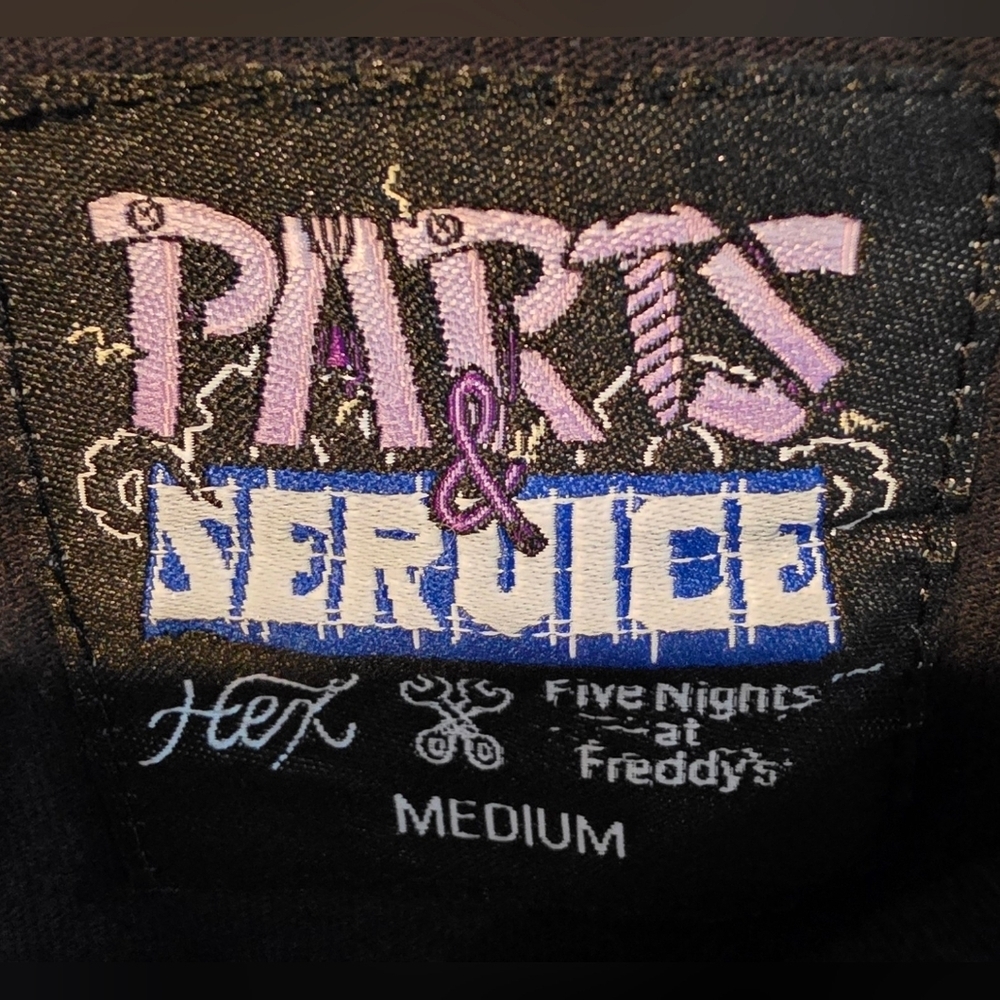 437 NWT Five Nights at Freddy's "Circus Baby's Pizza World" T-Shirt M - Picture 5 of 8